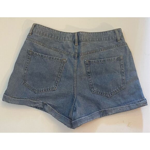 Forever 21 Denim Short  - Picture 4 of 4